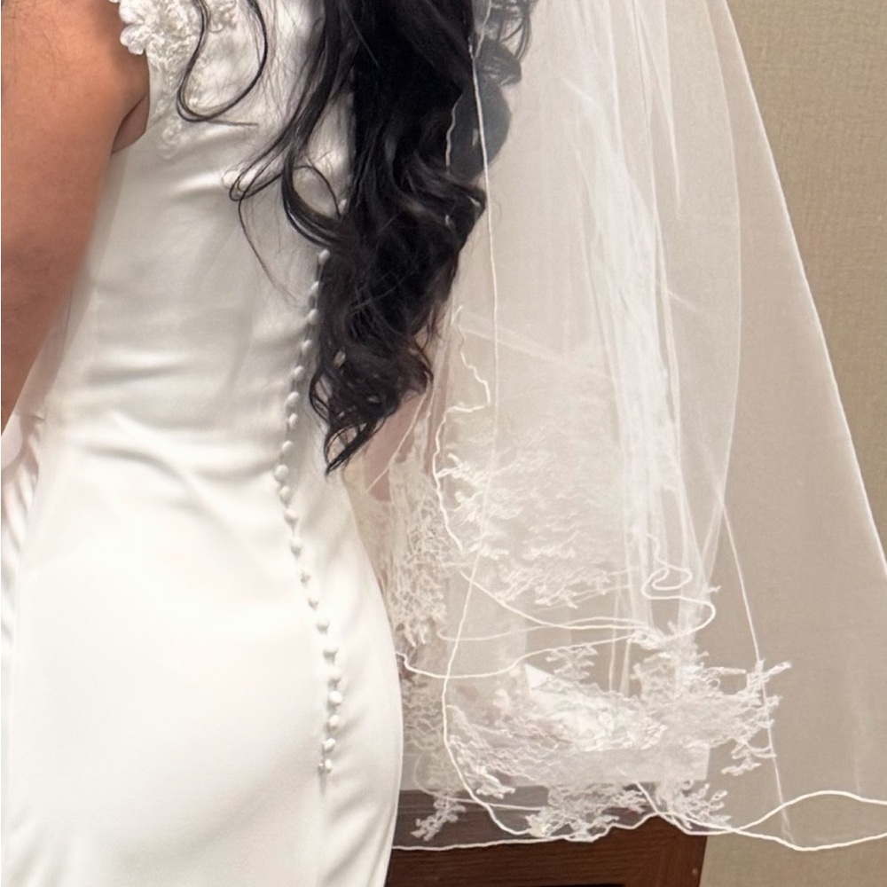 White Lace Bridal Veil with Blusher.